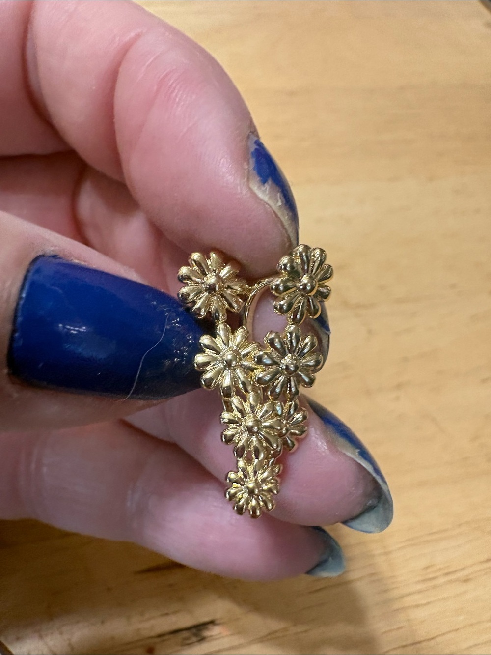 Gold Floral Cluster Ear Cuff - beautifully elegant!